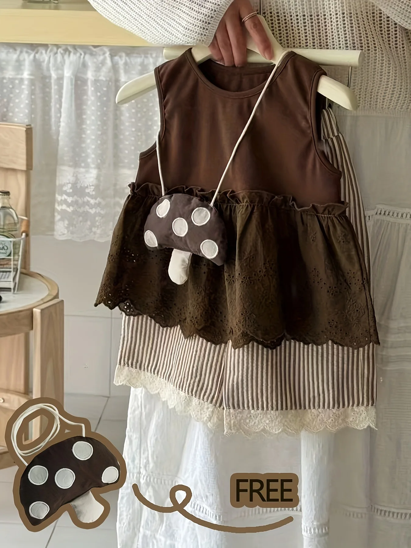 

Two Piece Set Sweet Cotton Lace Vest Set for Girls in Summer Stylish with Bag Fashion and Cute Kids Suit