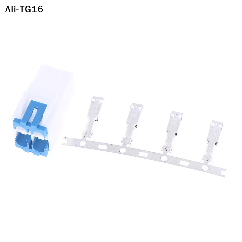 

【Na0】1 Set New 4-Pin Power Connector Plug For IC-7000 IC-7100 IC-7400 IC-7600 YAESU FT-450 KENWOOD TS-480 Radio DIY Cable Plug