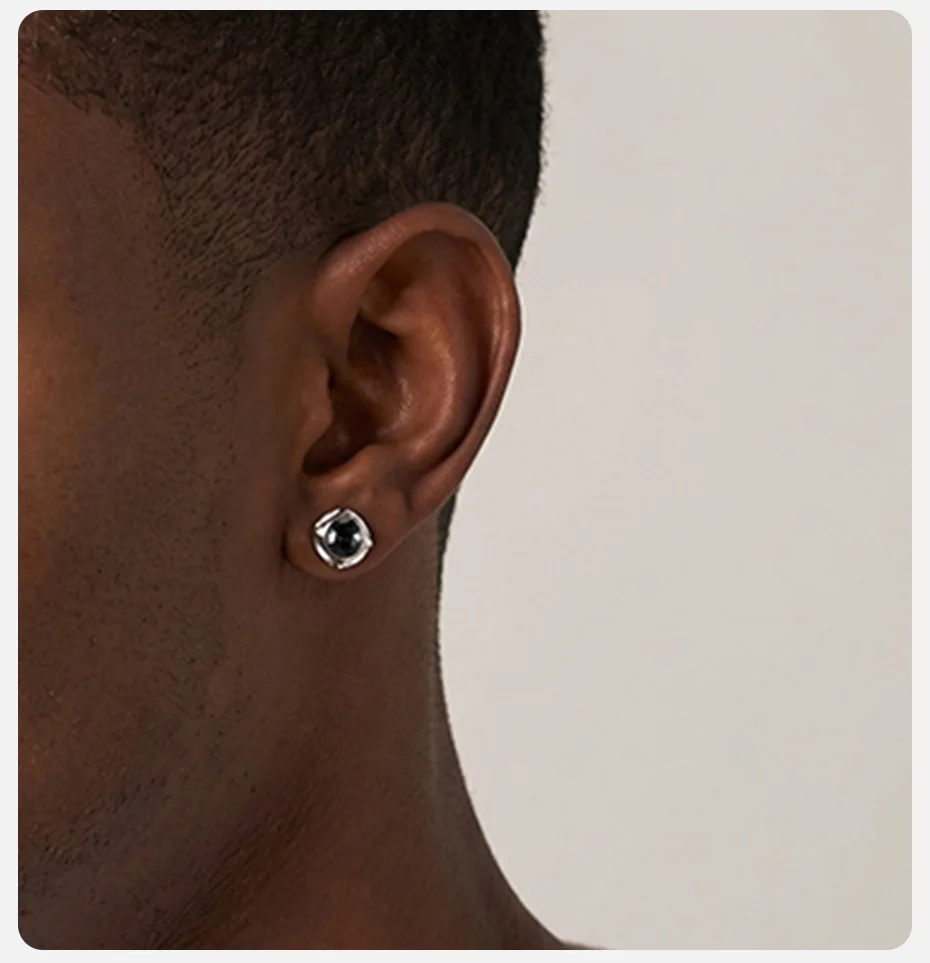 Vnox Ohrstecker für Männer, Edelstahl Vierpunkt-Stern Schwarz Rund CZ Punk Täglicher Piercing-Ohrring Schmuck Geschenk für Ihn – Detail 3