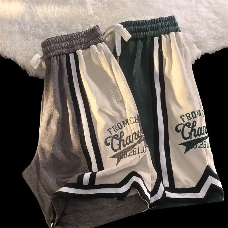 Vintage hiphop men casual shorts 2022 American trend high street couple sports pants college style embroidered basketball shorts