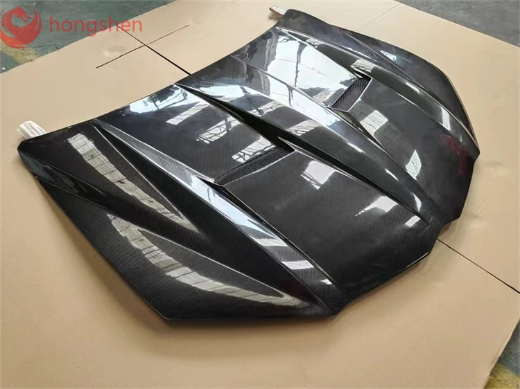 High Quality Carbon Fiber Engine Hood body kit For Lamborghini Urus Upgrade To T Style Car Hood Auto Part