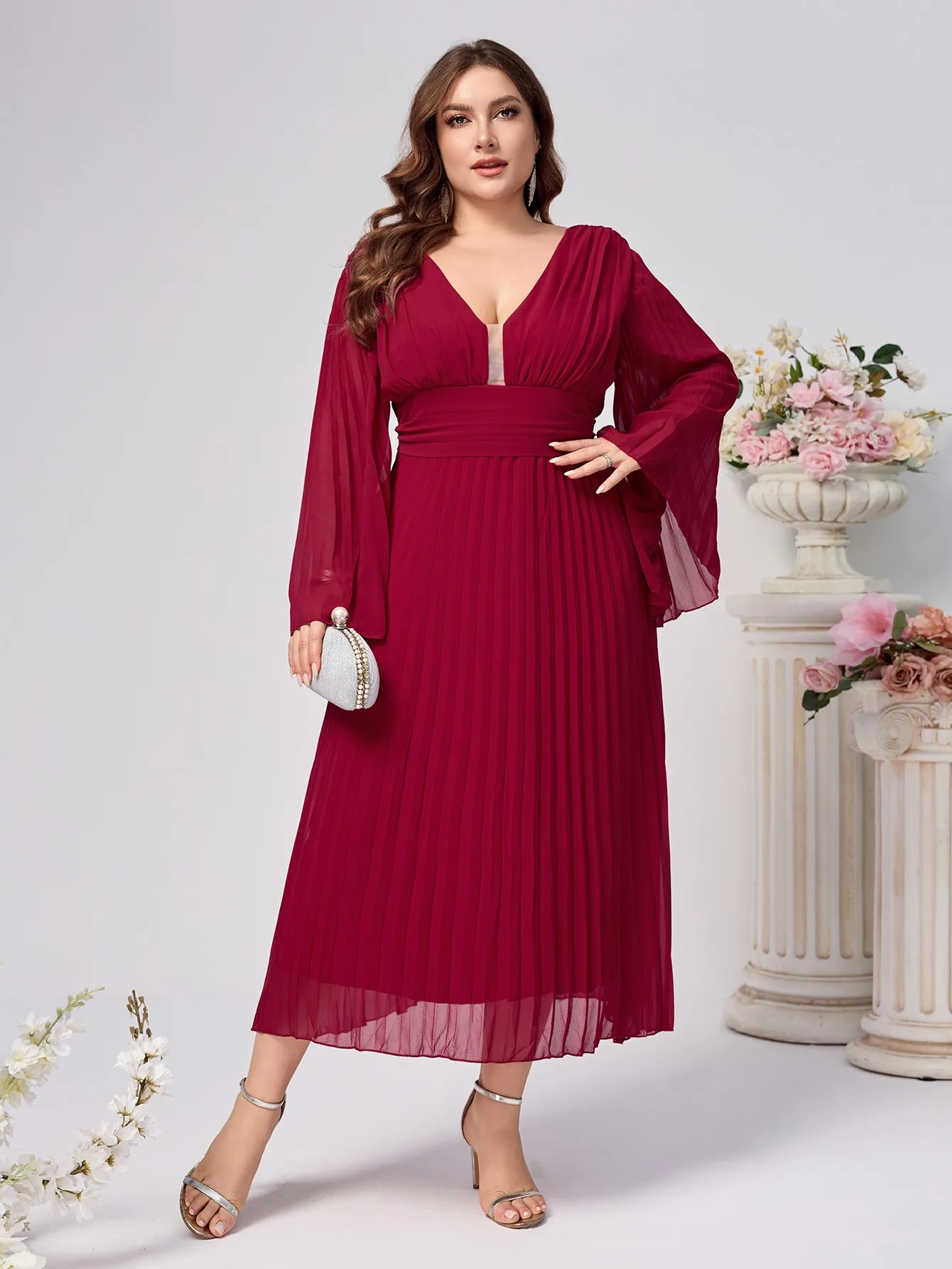 Plus Size Long Sleeve Formal Prom Dress Deep V Neck Empire Waist Formal Party Evening Dress Multi Layered A Line Cocktail Dress