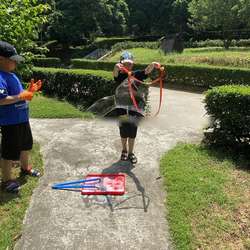 Zestaw do robienia baniek mydlanych dla dzieci na zewnątrz, duży pierścień do baniek, różdżka do baniek, zabawny artefakt do dmuchania baniek, bezpieczna różdżka do baniek, rekwizyt na imprezę, narzędzie do dmuchania baniek.