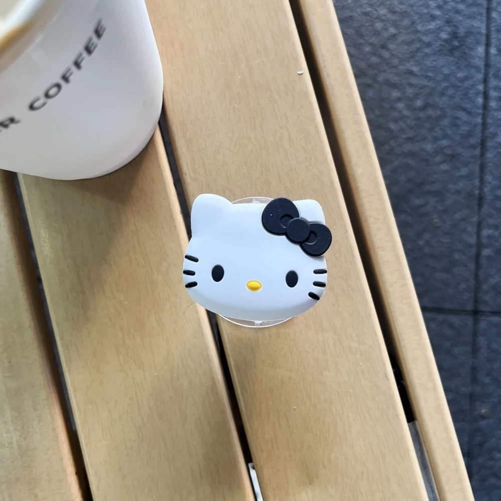 Simpatico supporto per telefono Sanrio Hello Kitty Griptok Supporto per anello da dito per custodie iPhone Samsung Grip Tok Socket Staffa regalo per ragazza