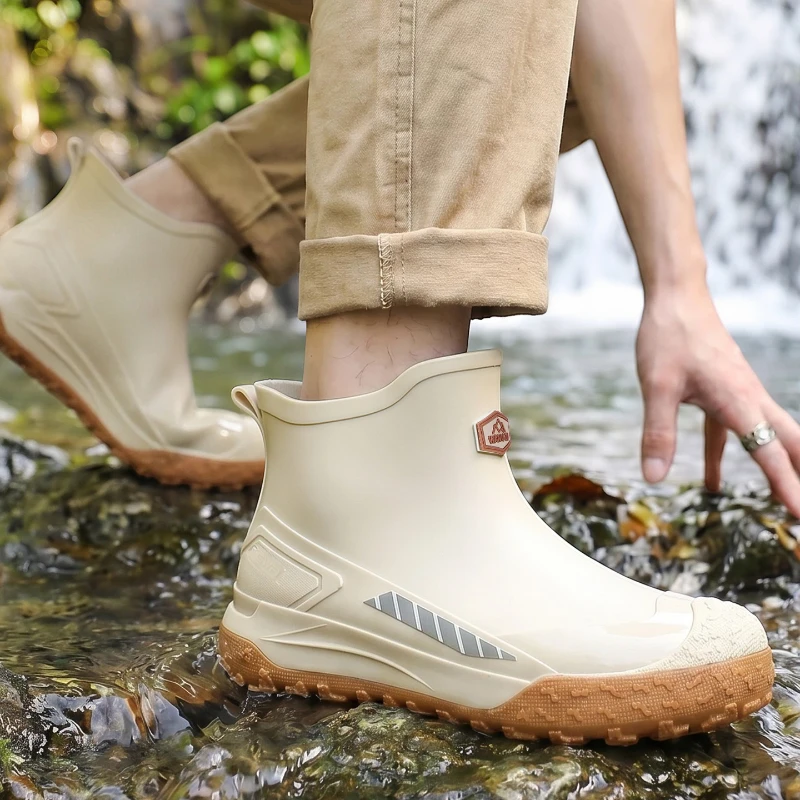 Environmentally friendly short tube casual men's rain shoes