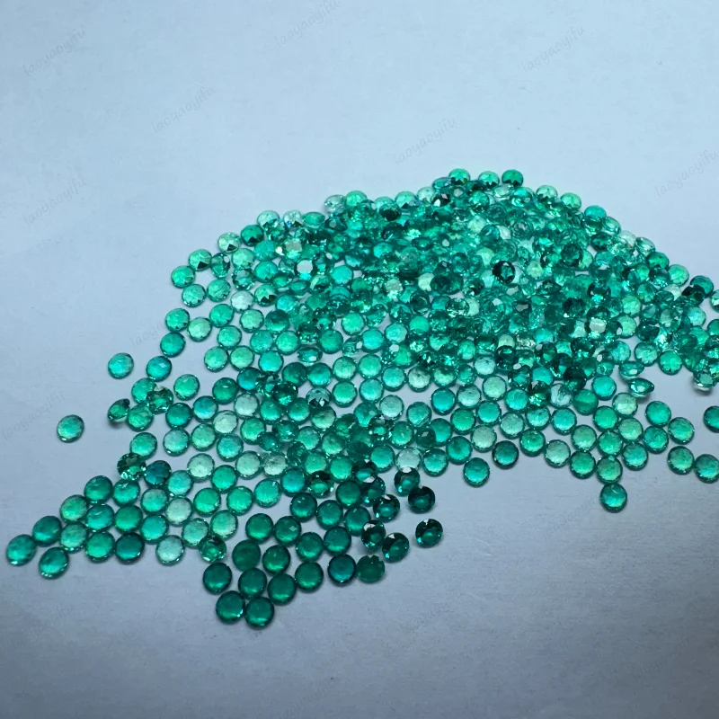 Hochwertige im Labor gezüchtete Smaragd-Anhänger im Rundschliff, kleine Größe, Edelstein für Schmuckherstellung, natürliche Farbe – Detail 7