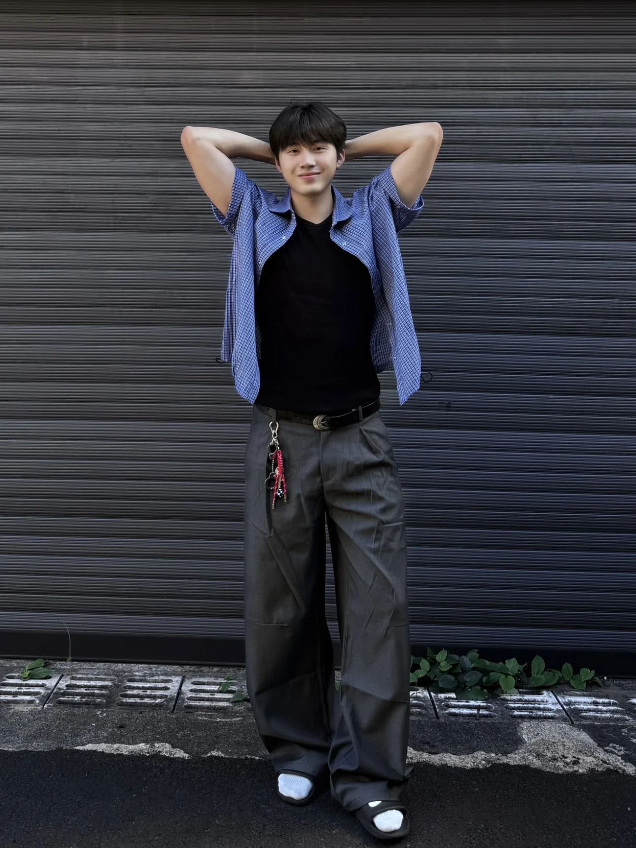 韓国ロイヤルブルーチェック柄ドローストリングデザイン半袖シャツユニセックスサマーバーサタイルボックスワイドトップミュウスタイルポロカラープルオーバー