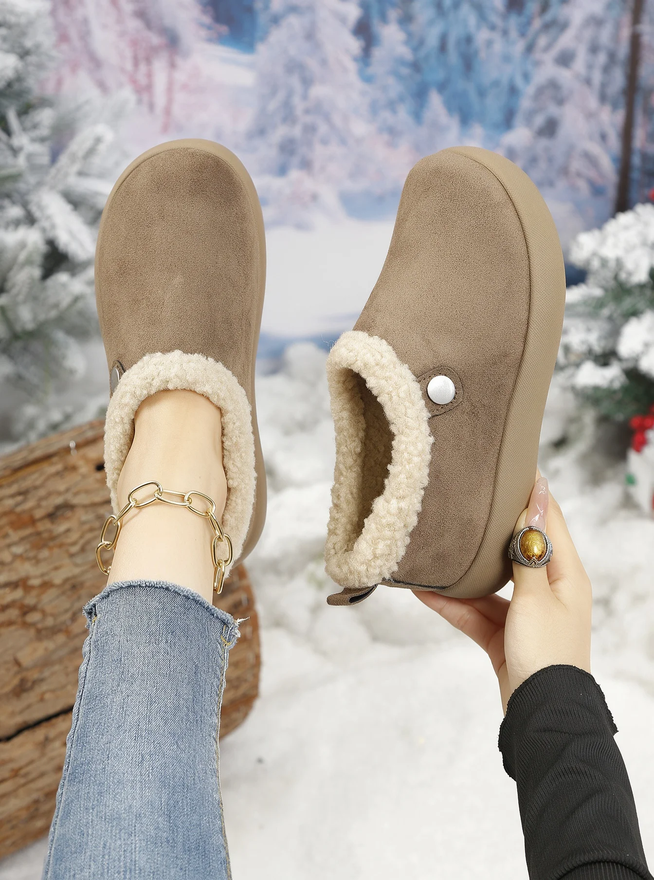 Damen-Winterstiefeletten, aus Kunstlederimitat, mit Teddy-Fleece-Futter, zum Hineinschlüpfen, warm, mit runder Spitze, rutschfester, dicker Sohle, im Retro-Stil, Baumwollstiefeletten. – Detail 5