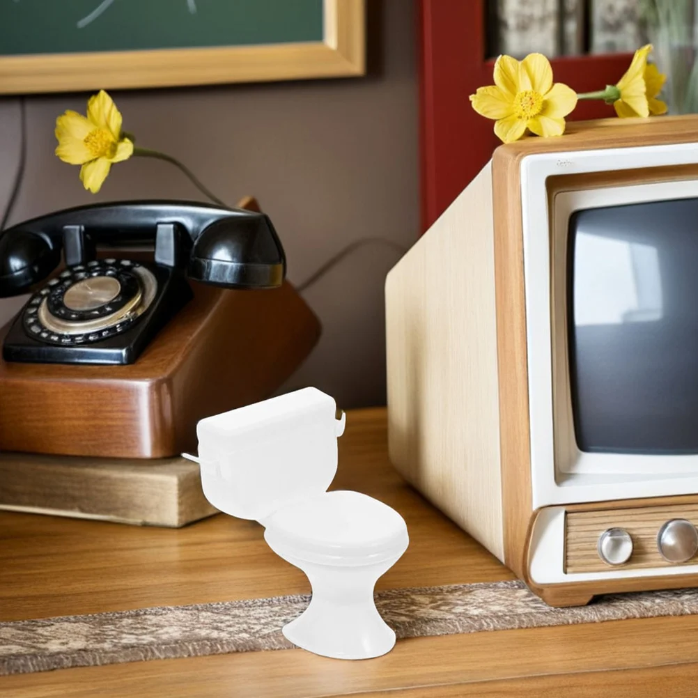 

4Pcs Miniature Toilet Cake Toppers Sturdy Mini Bathroom Furniture Party Decoration Bachelor Bachelorette Celebration