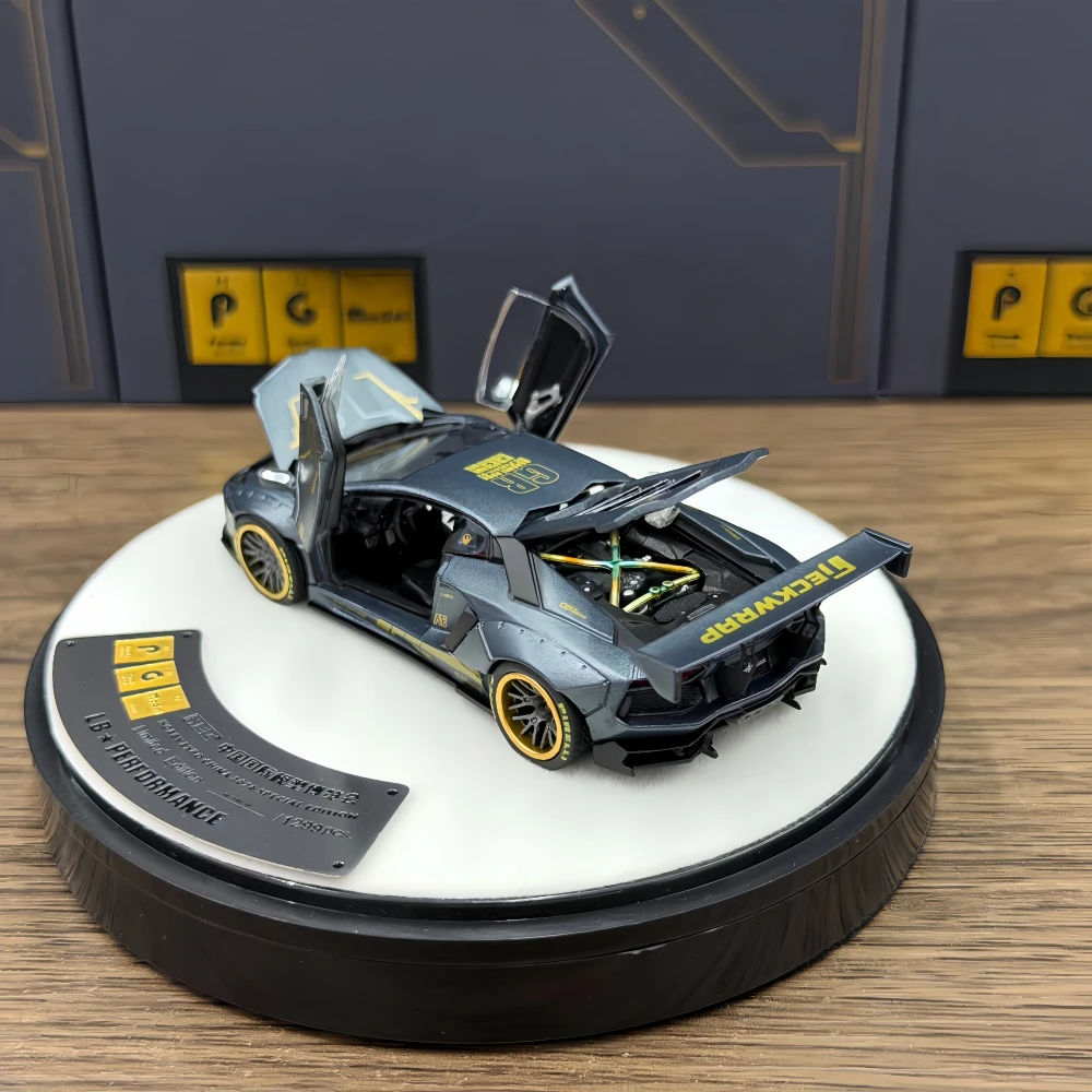 

pgm 1/64 LB LP700-4 Model Car