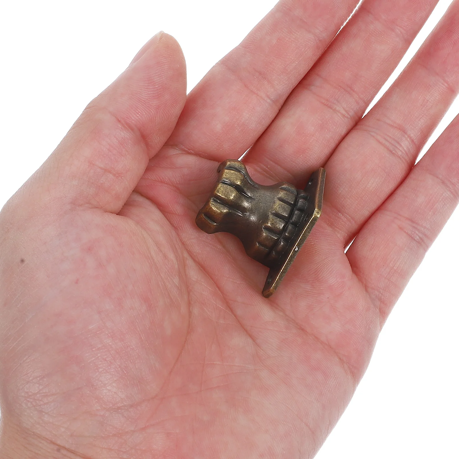 

4Pcs Metal Feet Furniture Legs Alloy Corner Guards Durable Stable Support Decorative Furniture Leg Feet for Dressers Nightstands