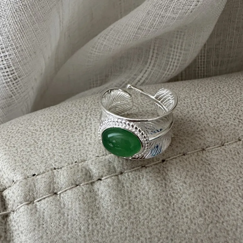 

S925 sterling silver korean version niche design sense green agate ring korean style fashion sense feather ring wholesale