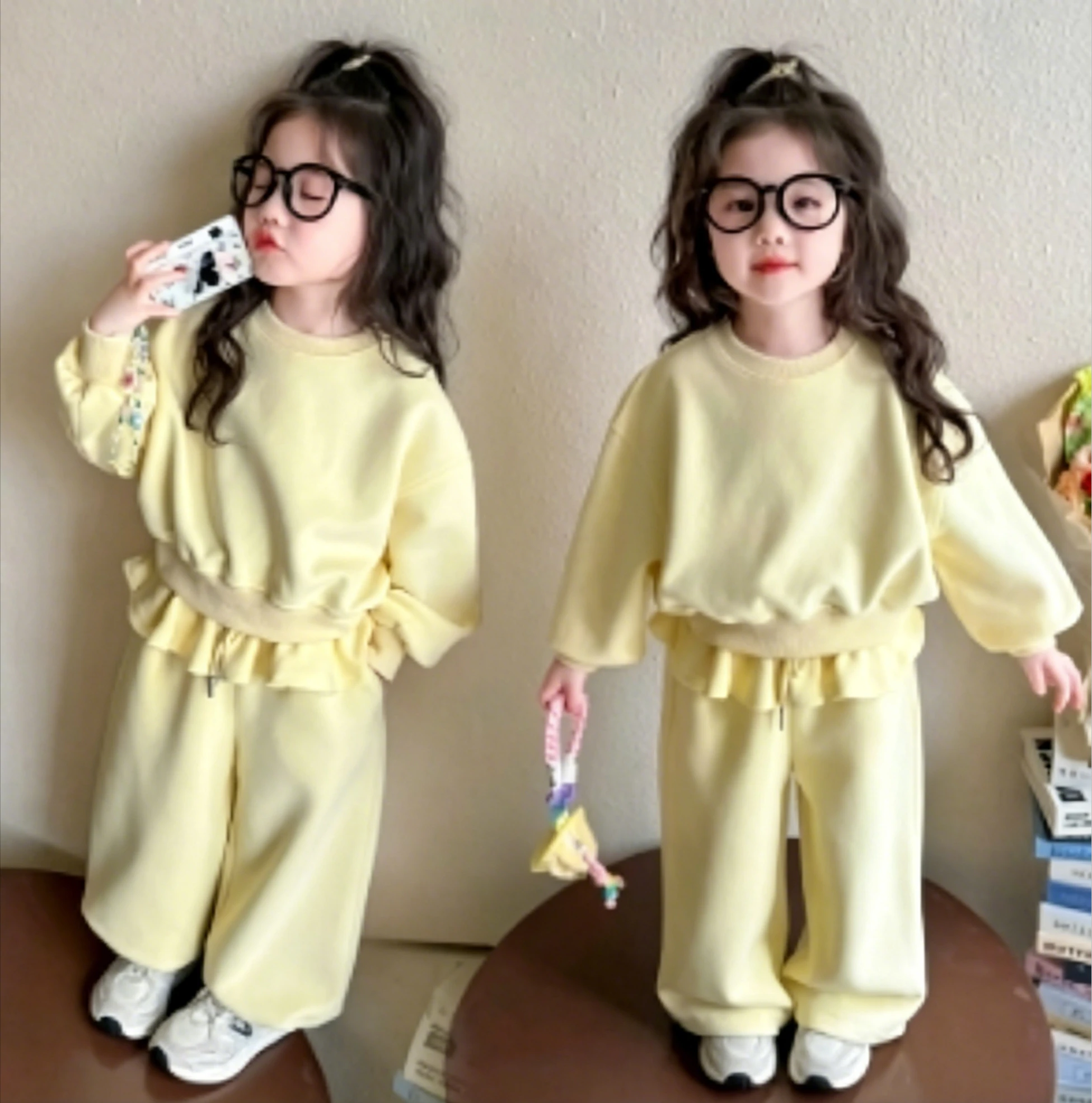 

Girls Set 2026 Spring and Autumn New Sports Ballet Style Children Hoodie and Pants Stylish Two-piece Set Fashionable Outfit