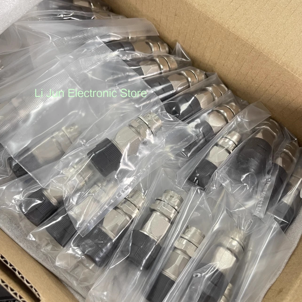 

1pcs Male 10 core coding CMV1-CR10P-M2 2-core brake CMV1-CR2P-S