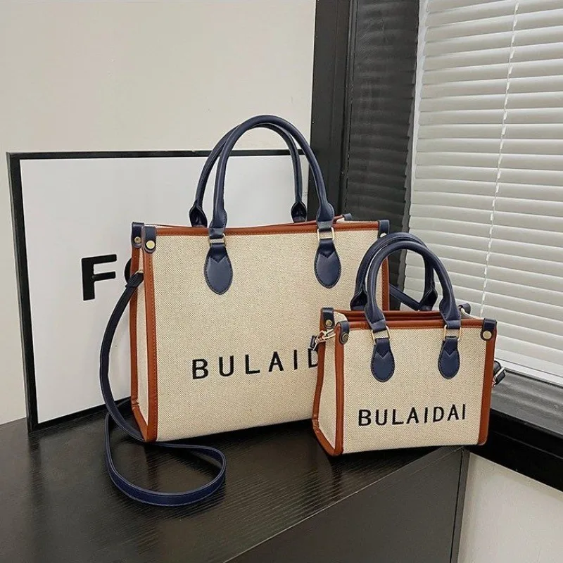 

Stylish Clutch Mini Diaper Bag Business Casual Solid Color Commuter Bag For Ladies Luxury Designer Elegant Leather Paris