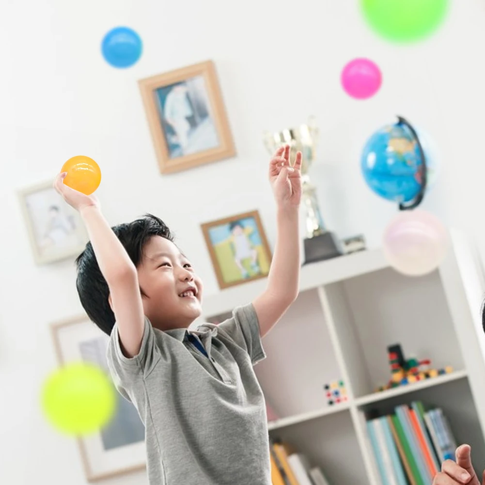 6/12/16PCS Glow in The Dark Sticky Ballen Stick To The Plafond Fun Decompressie Fidget Speelgoed kous Kleinigheidjes voor Kinderen en Volwassenen