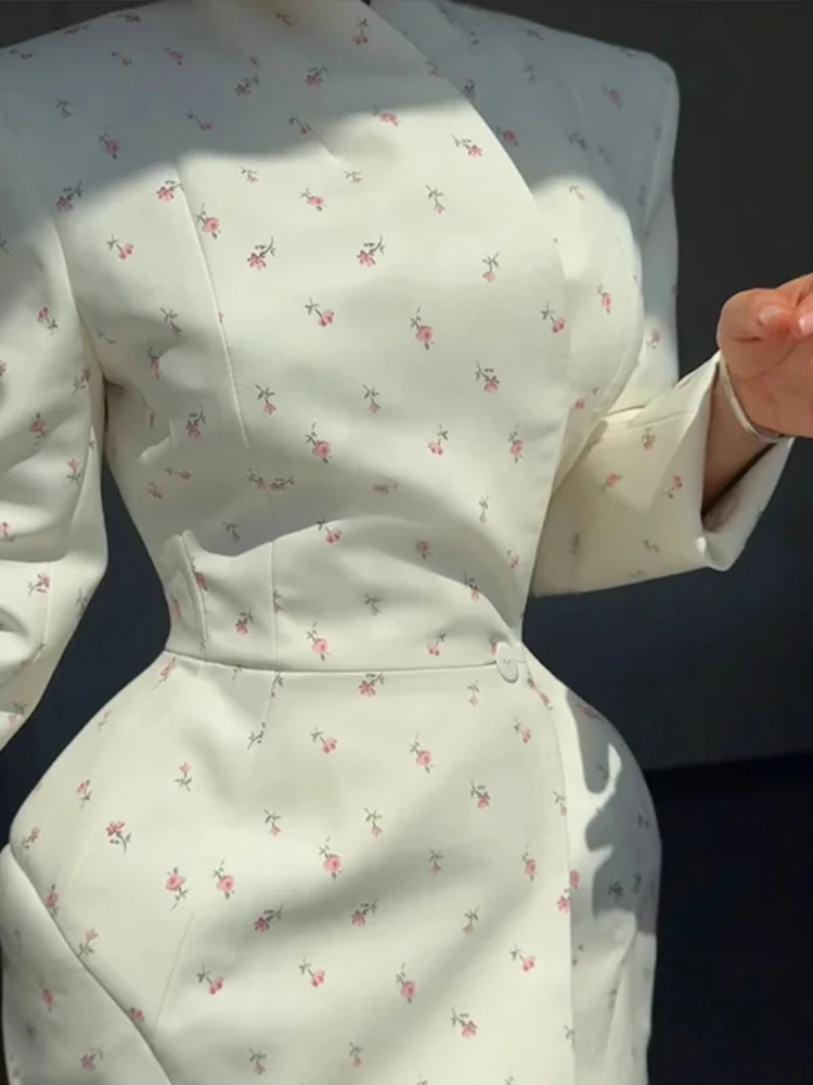 

White Waist Cinching Floral Shoulder Pad Blazer Long Sleeve Single Breasted Jacket for Summer 2025 Elagant Female Outwear