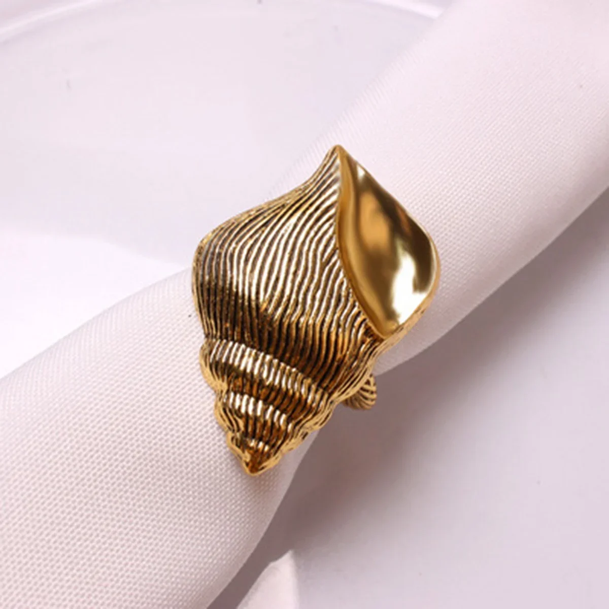 8Pcs Marine Series Shells Starfish Hippocampus Napkin Ring Model Room High-End Hotel Napkin Buckle Napkin Ring Dining-A78U