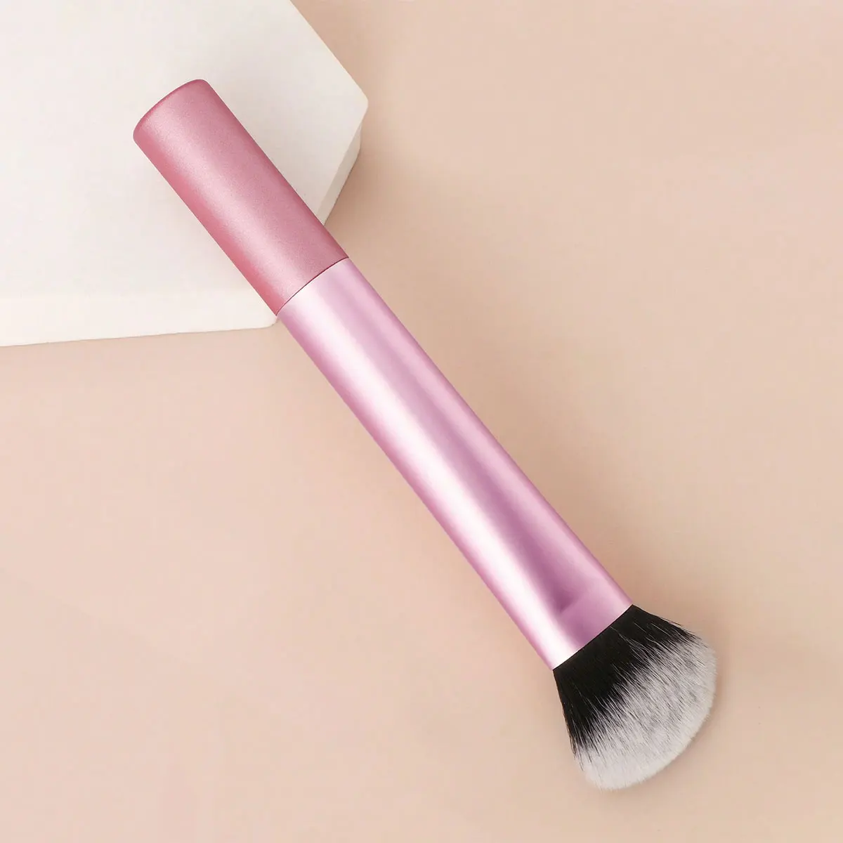 1pc Foundation Brush, Premium Contour Blush Face Makeup Brush, Perfect For Cheek Forehead Jaw Nose Blending De