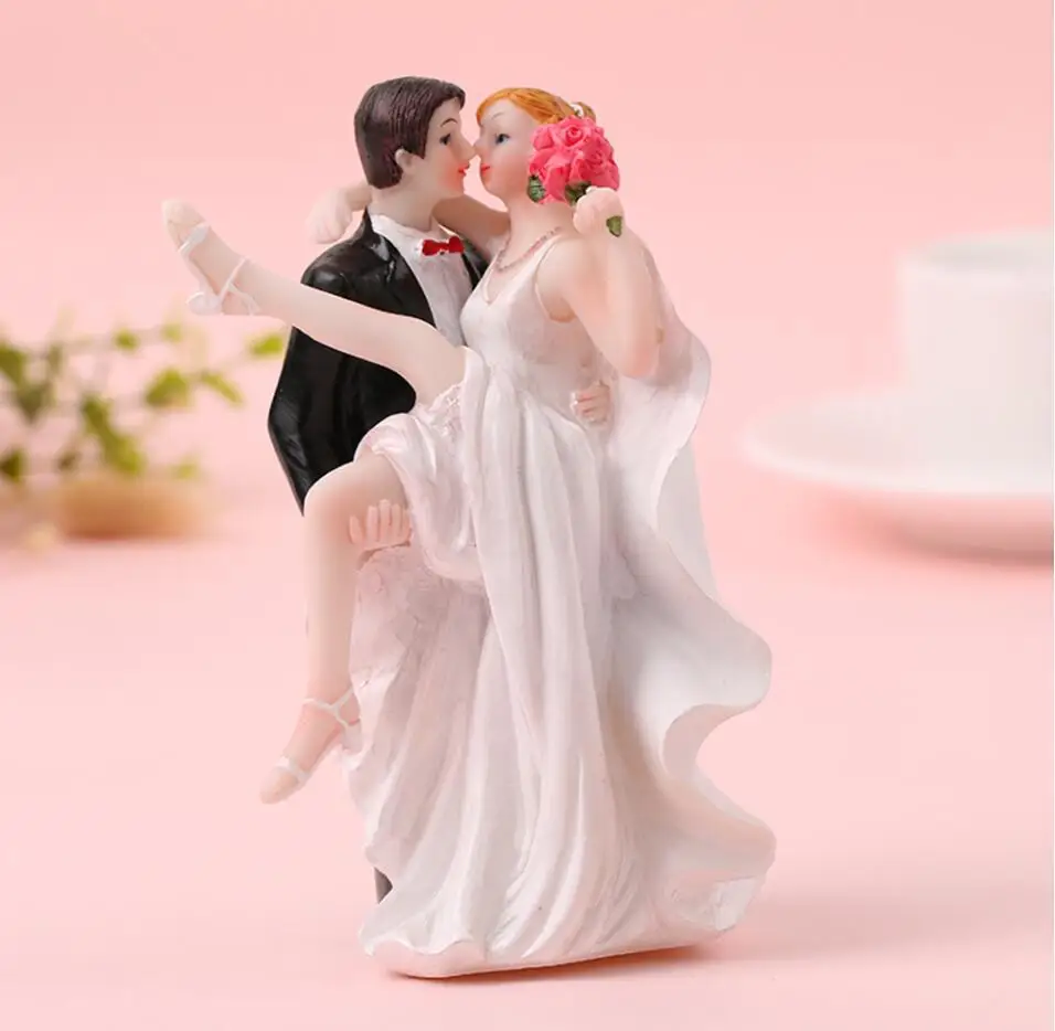 

Craft gifts resin figurines, cake decorations, wedding room decorations, resin dolls