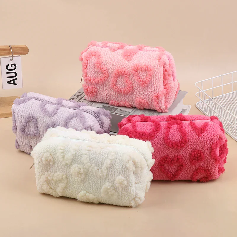 حقائب مكياج قطيفة ناعمة للسفر حقيبة تخزين مستحضرات التجميل المحمولة منظم طباعة الحب مقلمة حقيبة يد لطيفة