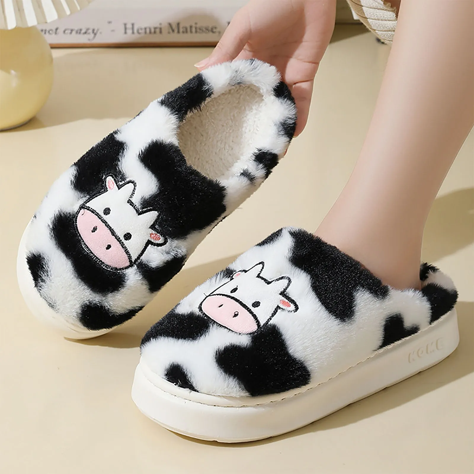 Cute Animal Slipper For Women Girls Fashion Fluffy Winter Warm Slippers Woman Cartoon Milk Cow House Slippers Funny Shoes