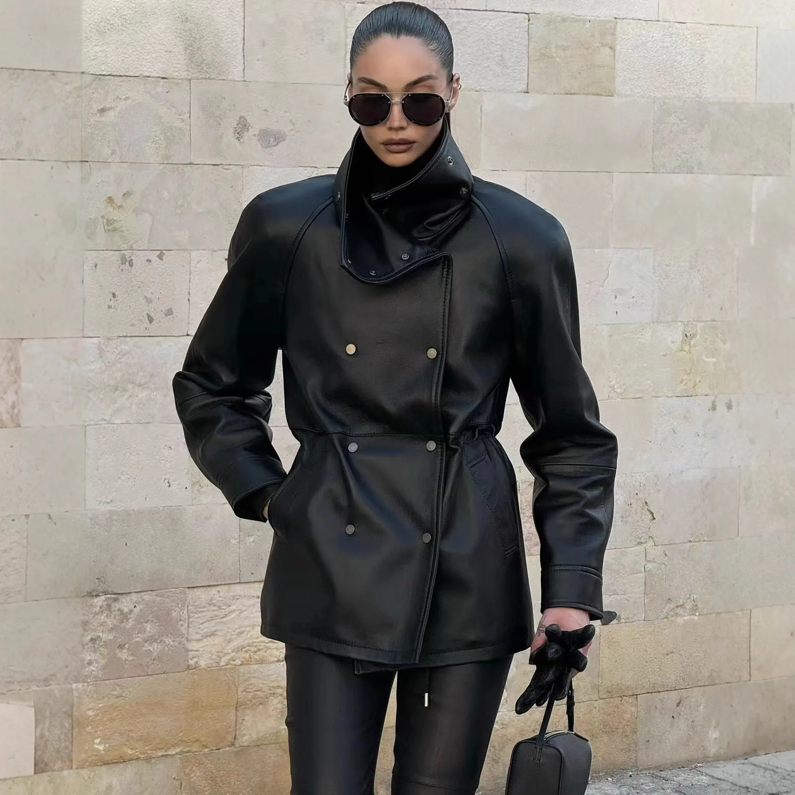 

Женская осенняя двубортная облегающая кожаная куртка с воротником-стойкой High Street, модная кожаная верхняя одежда большого размера с силуэтом