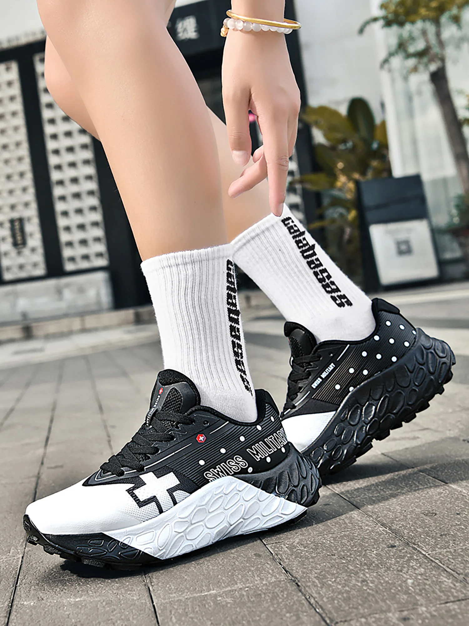 2025 أحذية الجري الرجالية أحذية رياضية كاجوال موضة فاخرة خفيفة الوزن ومسامية مناسبة للمشي واللياقة البدنية Comfo #5