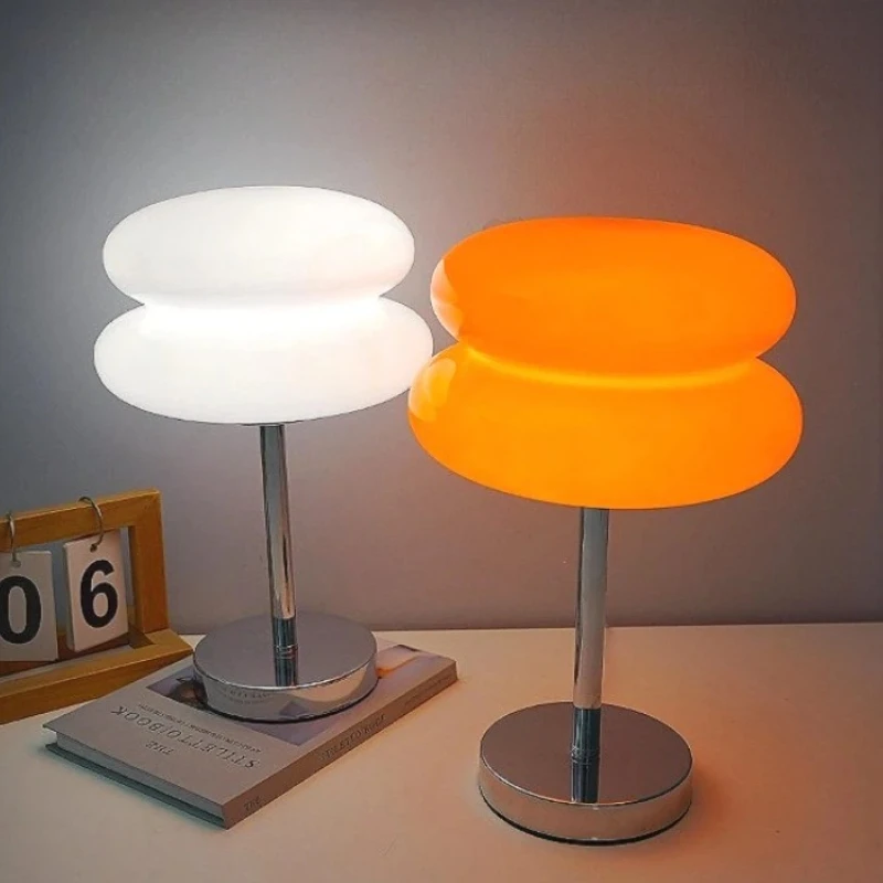 テーブルランプデスクランプ三色調光リビングルーム雰囲気ランプ目の保護夜の光女の子ホーム寝室の装飾