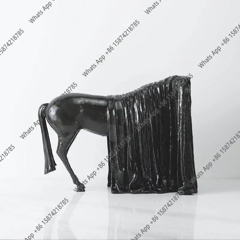 New Chinese-style European-style modern metal masked horse ornament sculpture model house sales office hall soft decoration