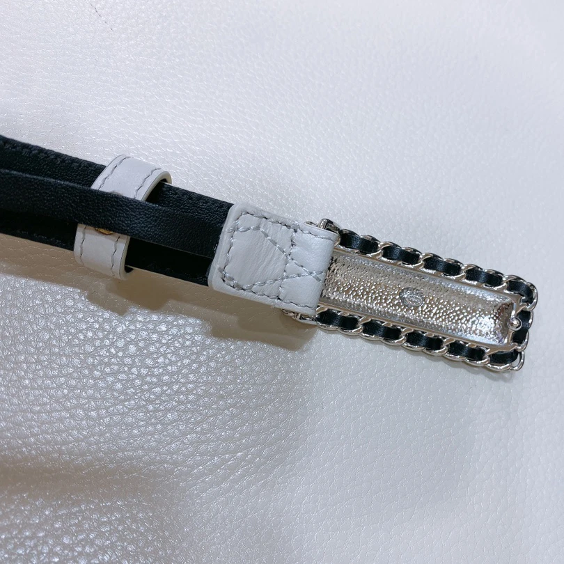 حزام نسائي فاخر عالي الجودة مصمم من جلد البقر الأصلي أحزمة قابلة للتعديل حزام نسائي معدني على الموضة