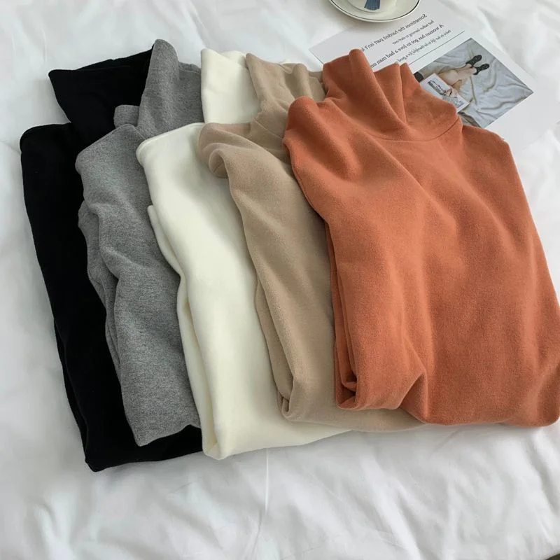 プラスサイズ暖かい長袖ハイカラー女性用Tシャツ韓国風ファッショナブルな秋冬ベースシャツスリムトップ