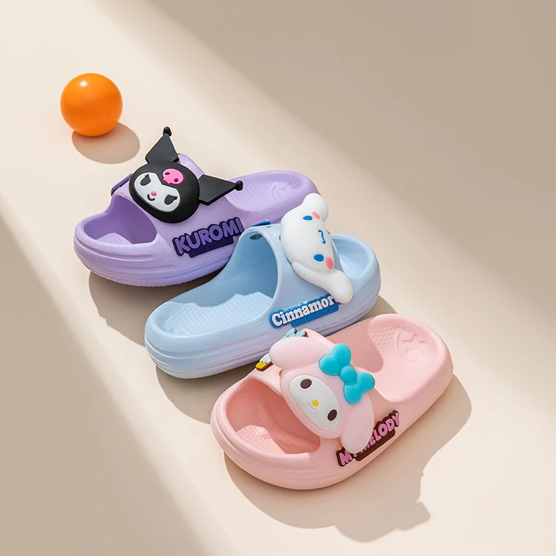 

Семейные тапочки Sanrio, милые мягкие легкие шлепанцы Cloud Like In Door, Kuromi My Melody Pochacco, милая обувь для детей, EVA