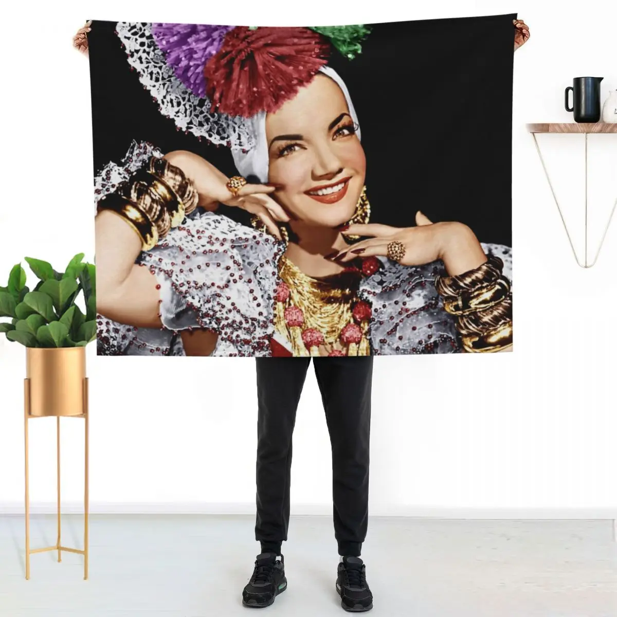 Carmen Miranda Throw Blanket Summer Cool Breathable Blanket for Sleeping