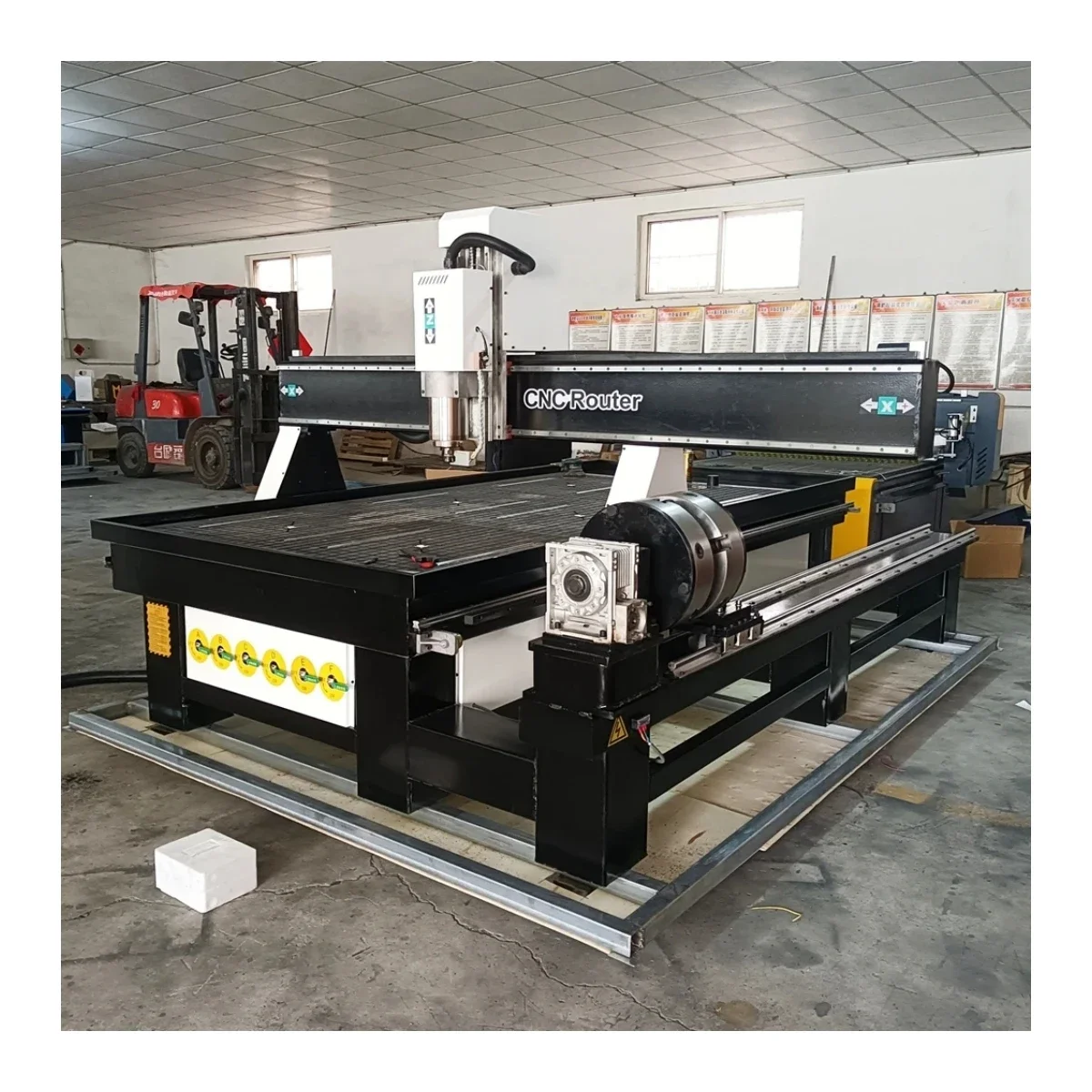 Robotec Brand 4x8 CNC Router 1325 3D 4 axis CNC Router Table DSP Mach3 System Economic CNC Wood Router Carving Machine