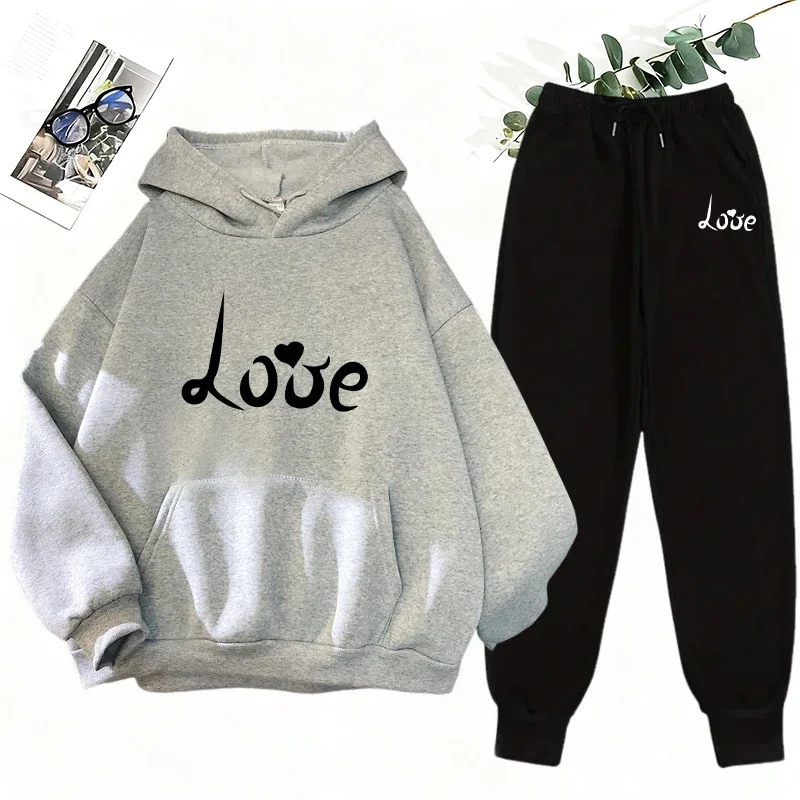 

Новый женский спортивный костюм-двойка с худи на весну 2026: повседневный, удобный, простой, для активного отдыха и модного образа