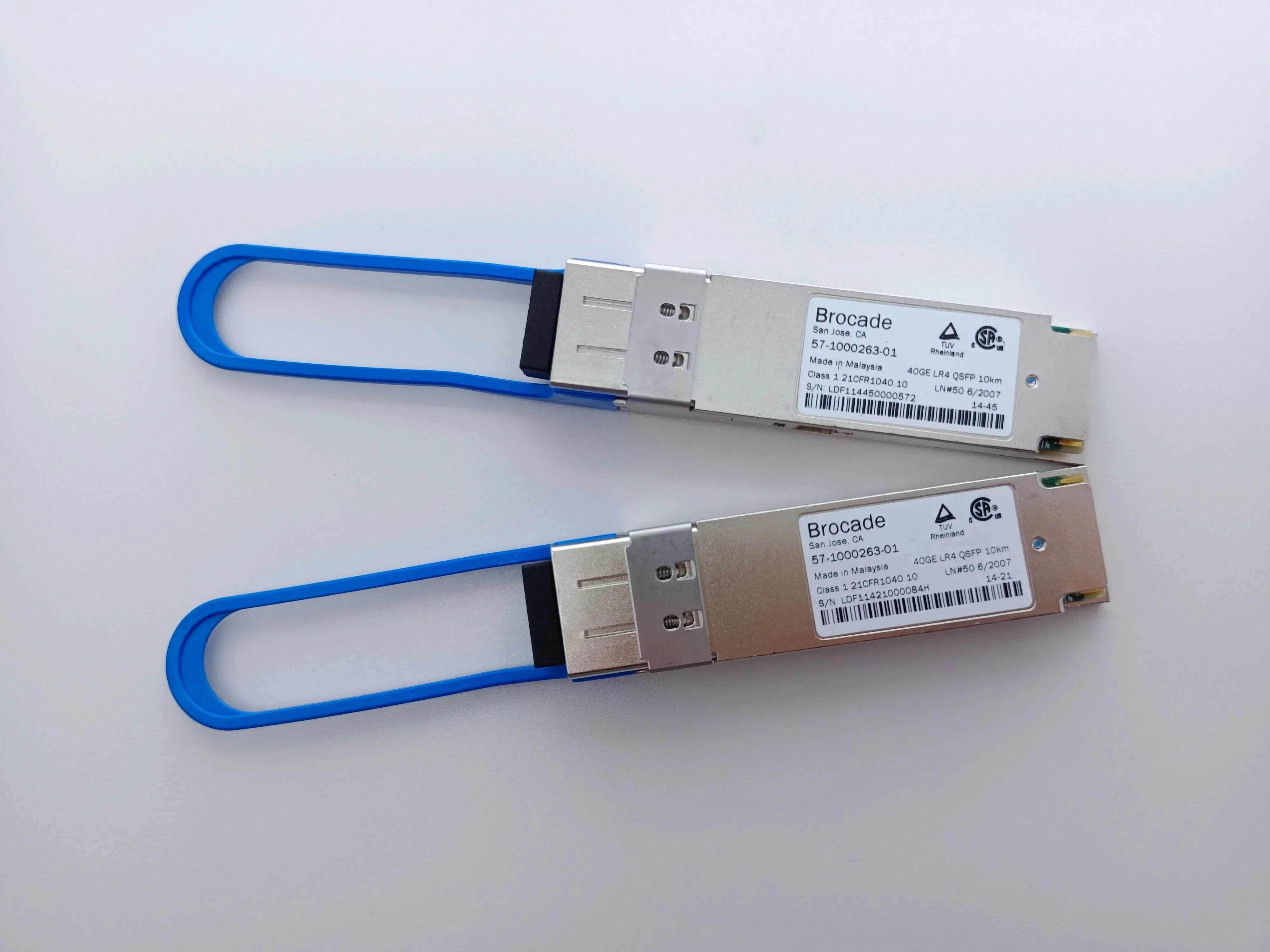 Brocade Transceiver QSFP 40G 10KM Optical Fiber 57-1000263-01 40GE LR4 QSFP 10KM Fiber Transceiver