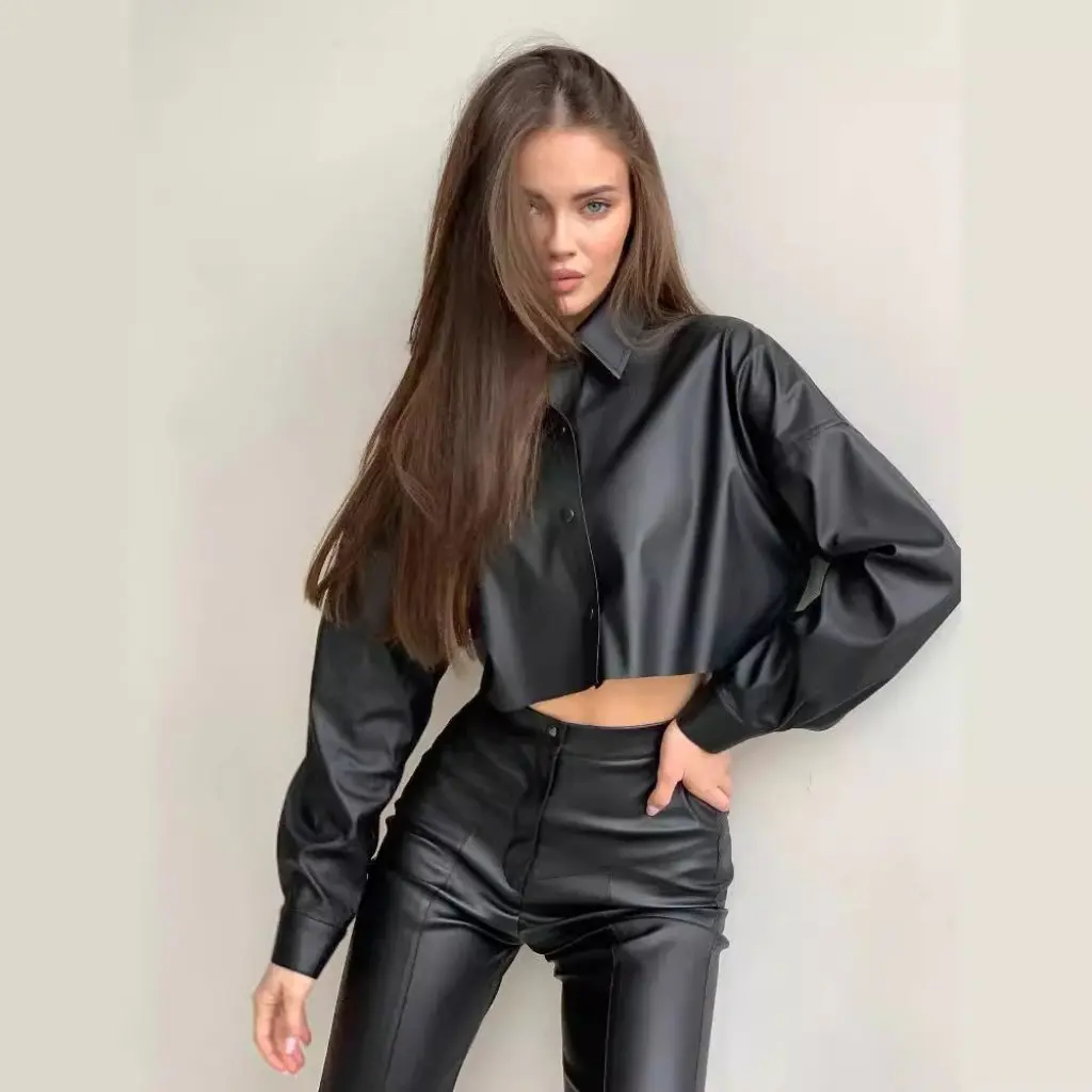 レディース長袖PUシャツ 秋冬新作 無地 バットウィングスタイル へそ出し 欧米風ファッション