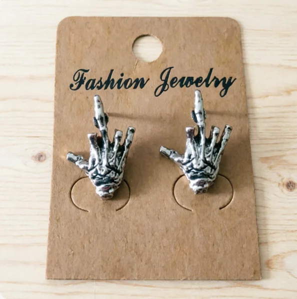 Gothic Skeleton Hand Stud Oddities Wicca Skull Demon Finger Claw Talon Zombie Earring Steampunk Occult Halloween Goth Jewelry
