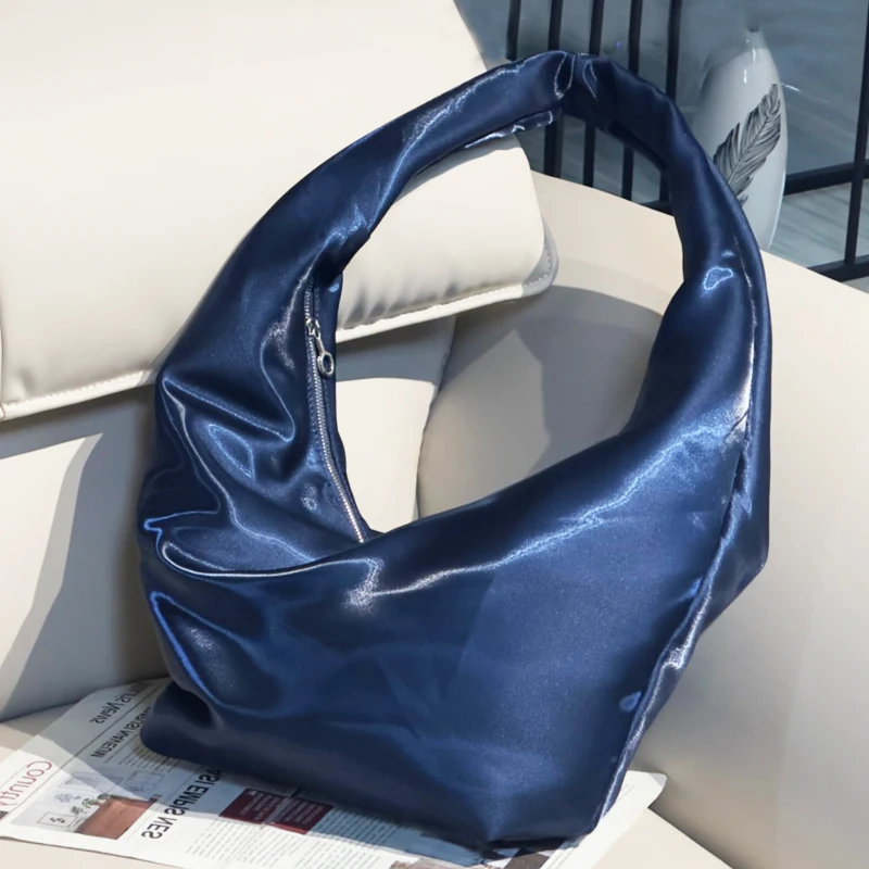 Korean Hobos Cloth Bags For Women Luxury Designer Handbag Purses 2023 New In Satin Silver Light Large Capacity Underarm Shoulder