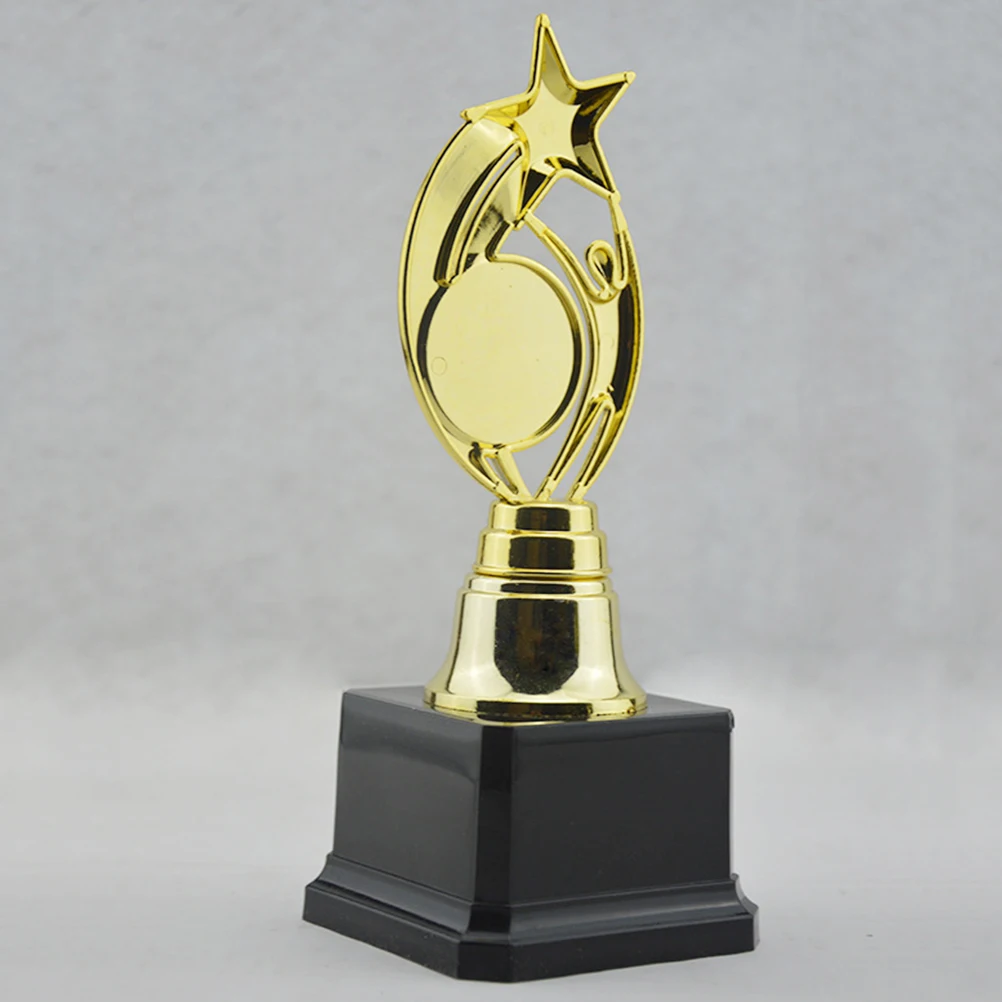 

Пластиковые трофеи со звездами, трофеи футбольного кубка, трофеи для больших футбольных кубок, награда по индивидуальному заказу