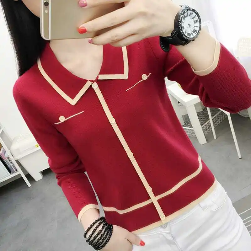 Elegant Women\'s Contrast Color Button Spliced Sweaters Autumn Winter Fashion All-match Long Sleeve Knitted Tops Female Clothing