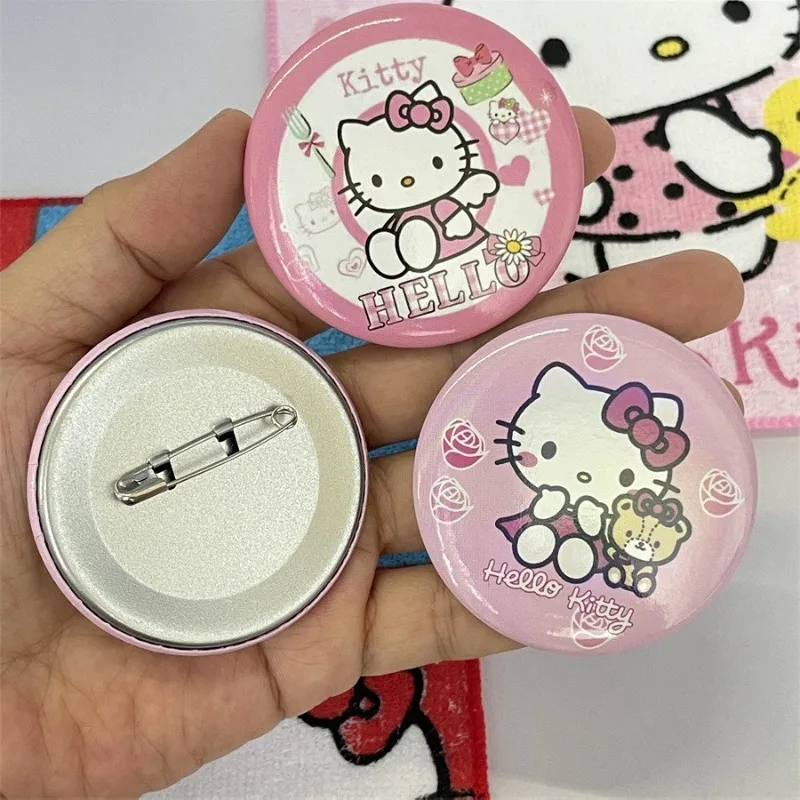 58Mm Sanrio Hello Kitty Bros Tokoh Anime Kawaii Kartun PVC Pin Q Figural Anime Merchandise Pakaian Dekorasi Hadiah Anak-anak