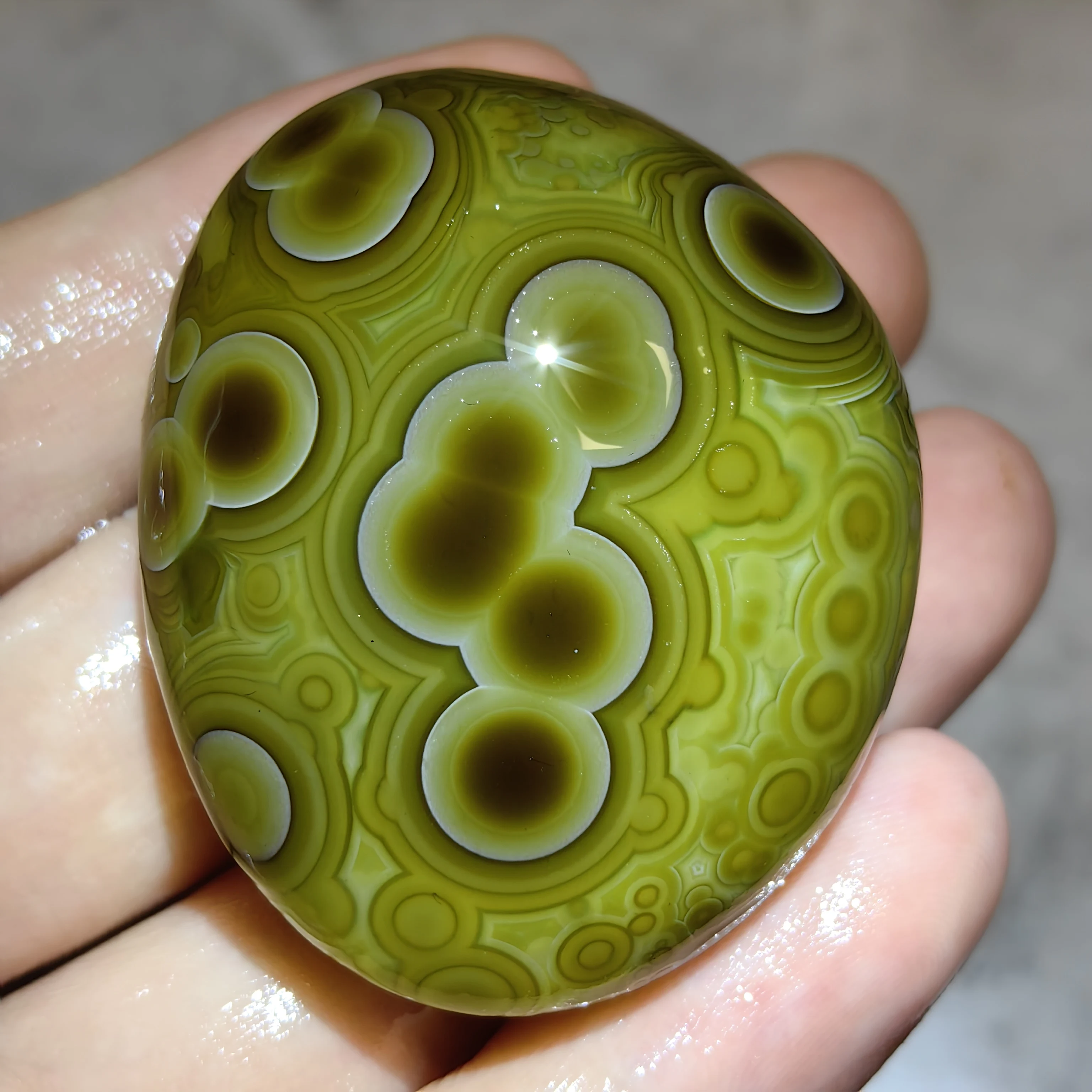 All-natural Divine Eyes Wishing Agate Palm Stone Meditation Stress Relief, Energy Work, Against Negativity, Ward Off Evil Amulet