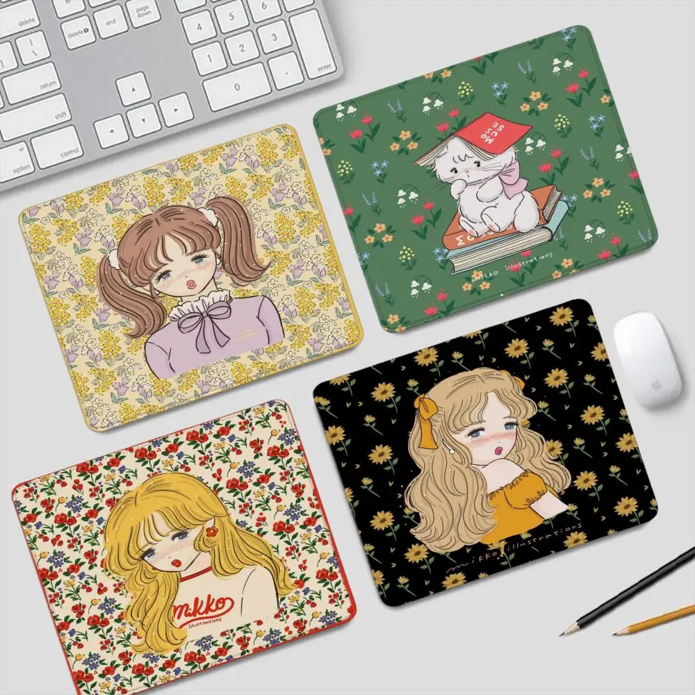 

Mikko Illustrations Mouse Pad Small Gaming Mat Desk Gadgets Mousepad Gamer Office Rug Offices Accessories Mats Anime Computer Ma