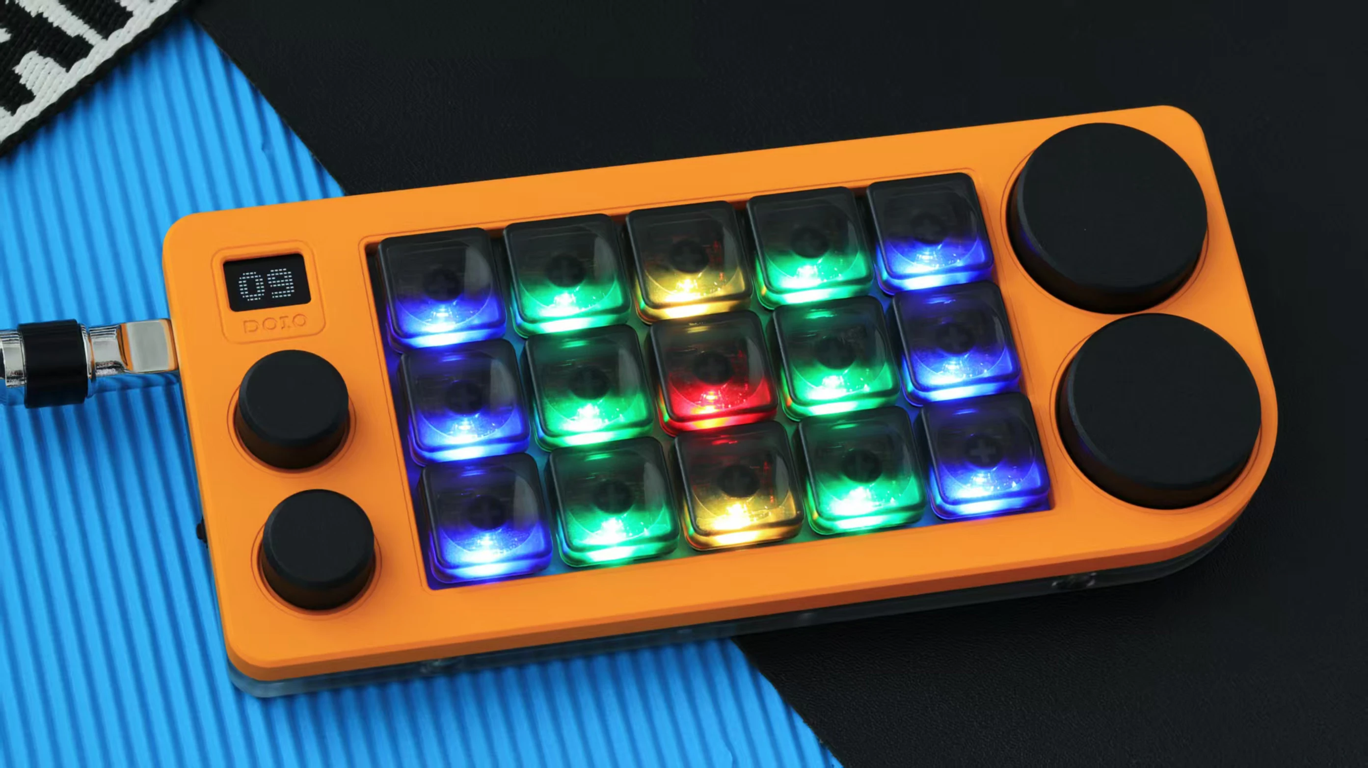 

DOIO KB15-01 Aluminum Alloy Keypad 4Knob Mechanical Mini Wired Keyboard Programmable PS/PR PC Custom Esports Laptop Keyboard