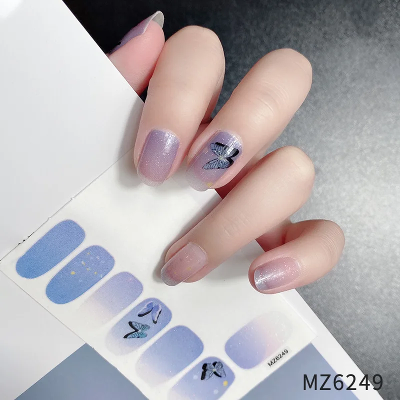 สติกเกอร์ติดเล็บแบบมีกาวในตัว 12 ชิ้น ลายดอกไม้ ผีเสื้อ ไล่สี สำหรับผู้หญิง สไตล์เรียบง่าย