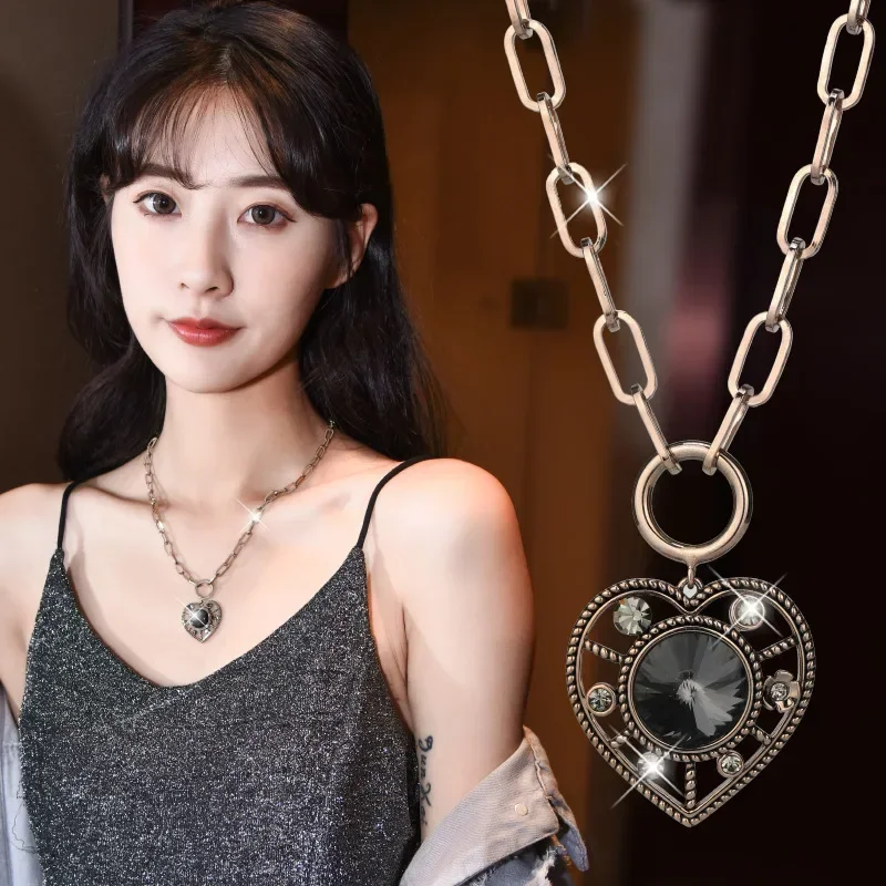 2025 New short, fashionable and multi-functional sweater chain titanium steel