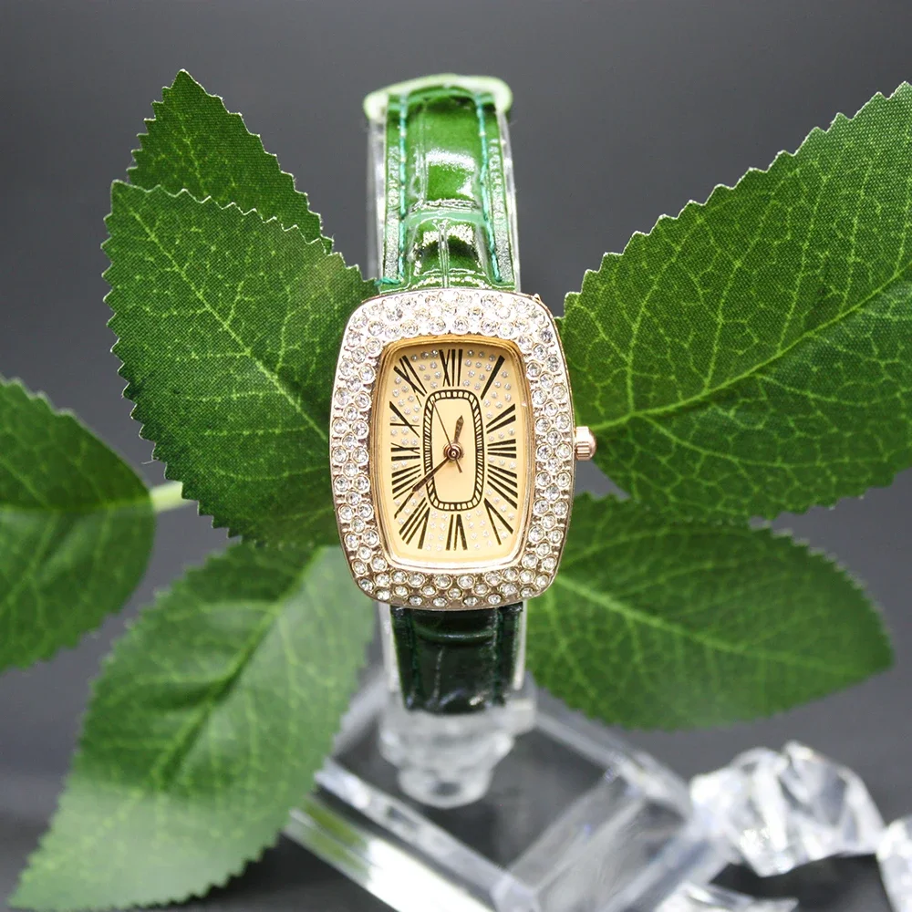

2pcs Set Women's Fashionable Luxury Quartz Watch Luxury Brand Woman Wallet Retro Fashion Women's Watches for Decoration