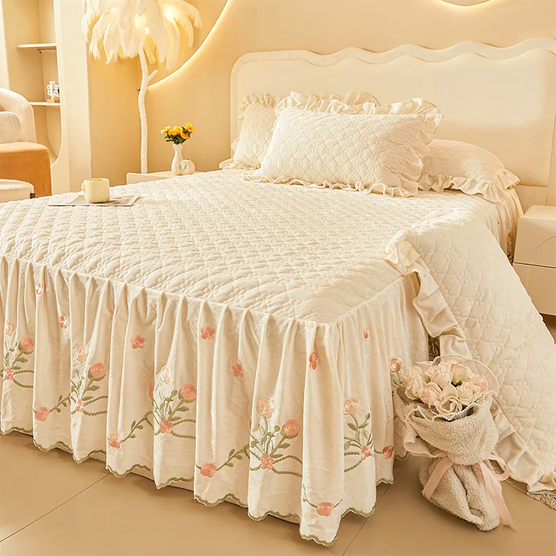 AI WINSURE-Embroidered Thick Velvet Bedspread, Queen King Size, Quilting, Soft Ruffle Bed Skirt Set, with 2 Pillowcase, Non-slip